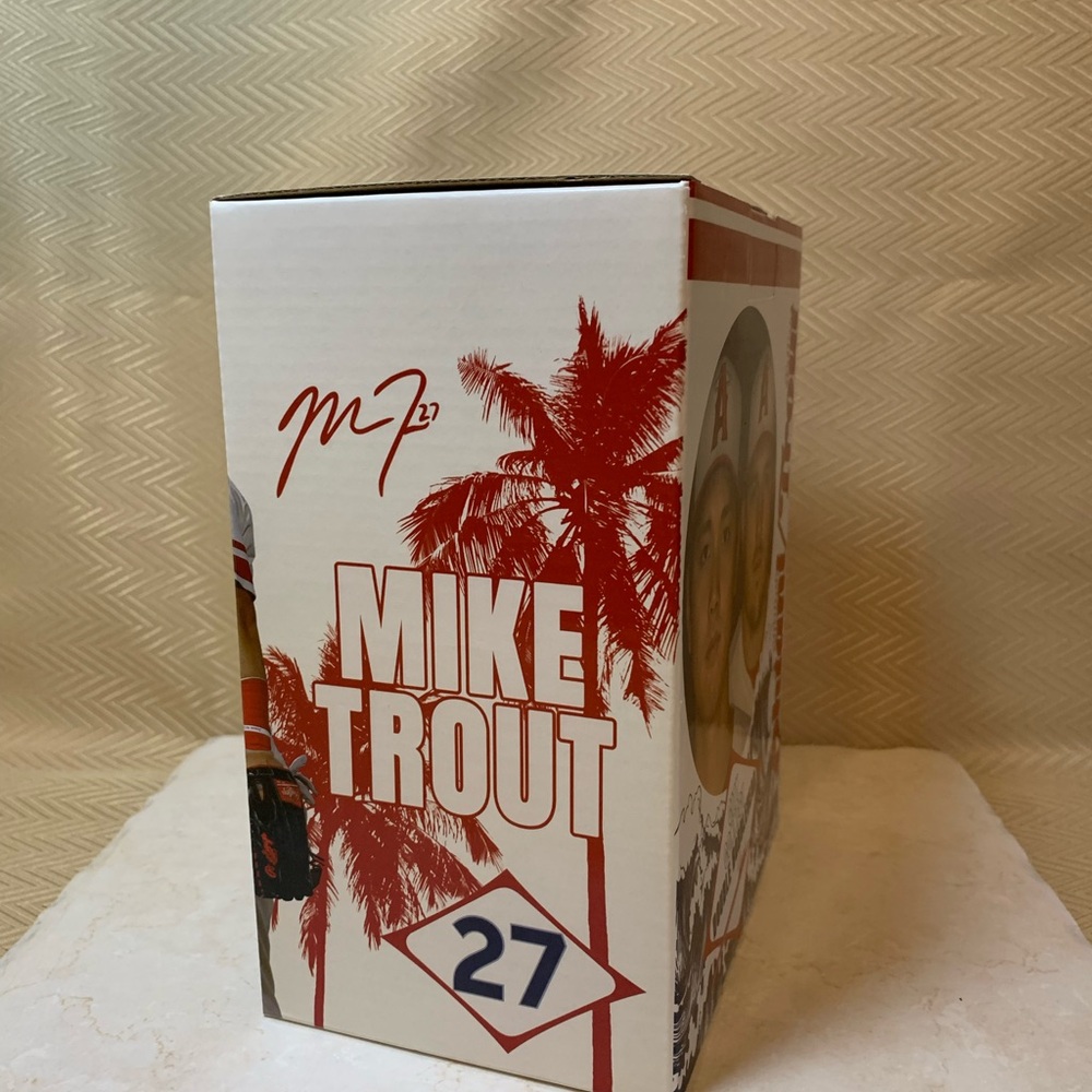 Angels Shohei Ohtani and Mike Trout Bobblehead - Picture 5 of 6